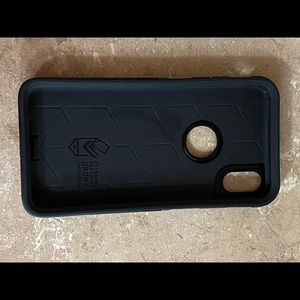 iPhone XS Max otterbox case